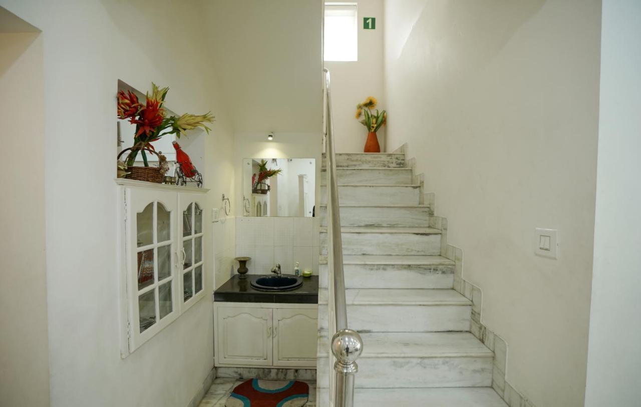 Adams Cottage Kochi Bagian luar foto